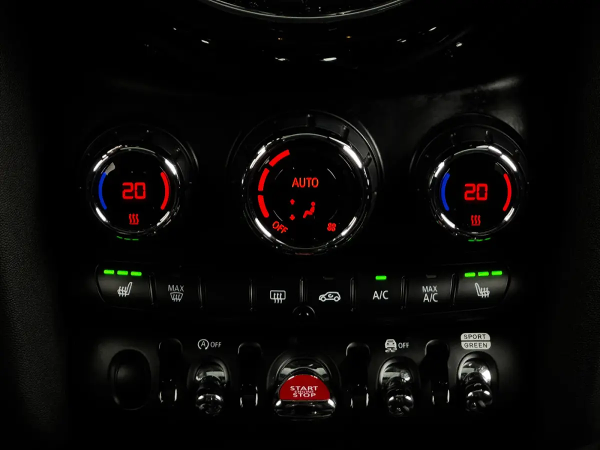1.5 Cooper 136PK Automaat 5-Deurs Chili JCW Pano