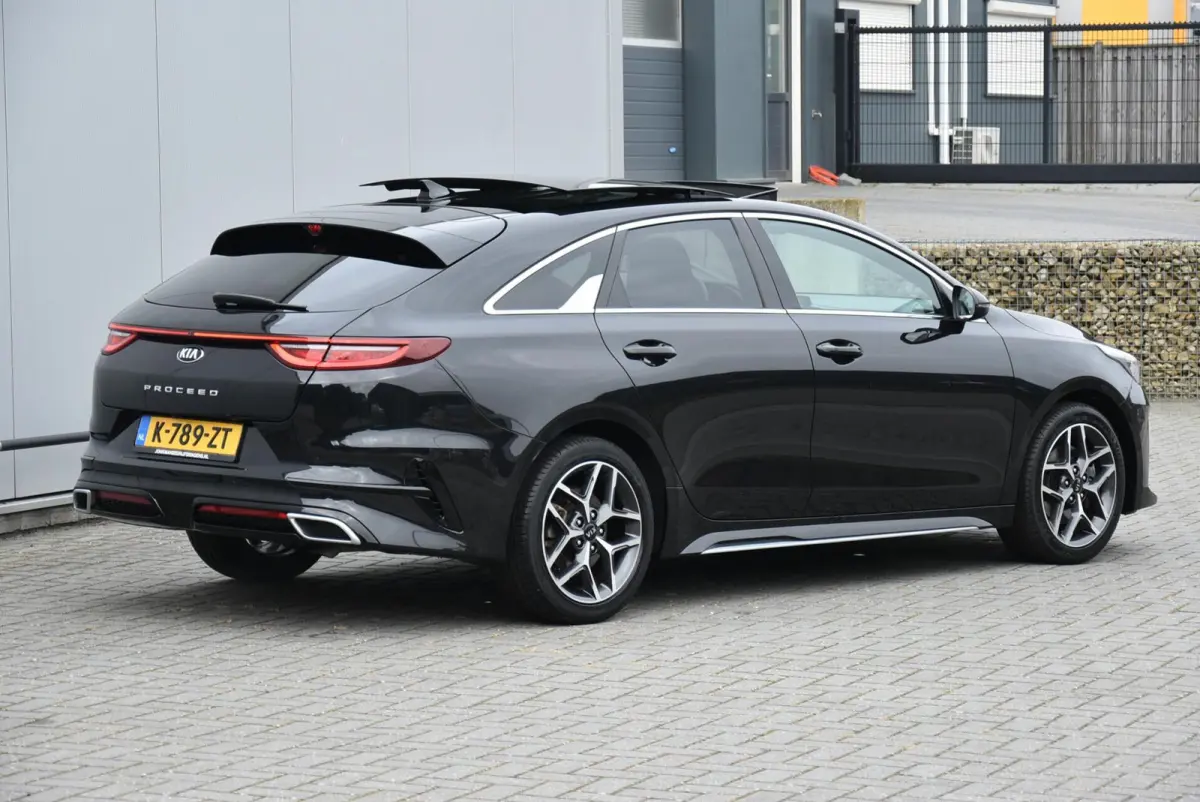 1.0 T-GDI GT-PlusLine Panoramadak Navi Leer NAP