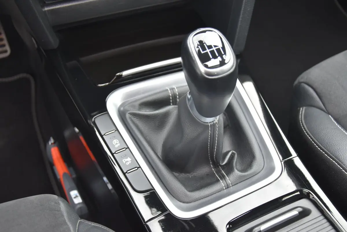 1.0 T-GDI GT-PlusLine Panoramadak Navi Leer NAP