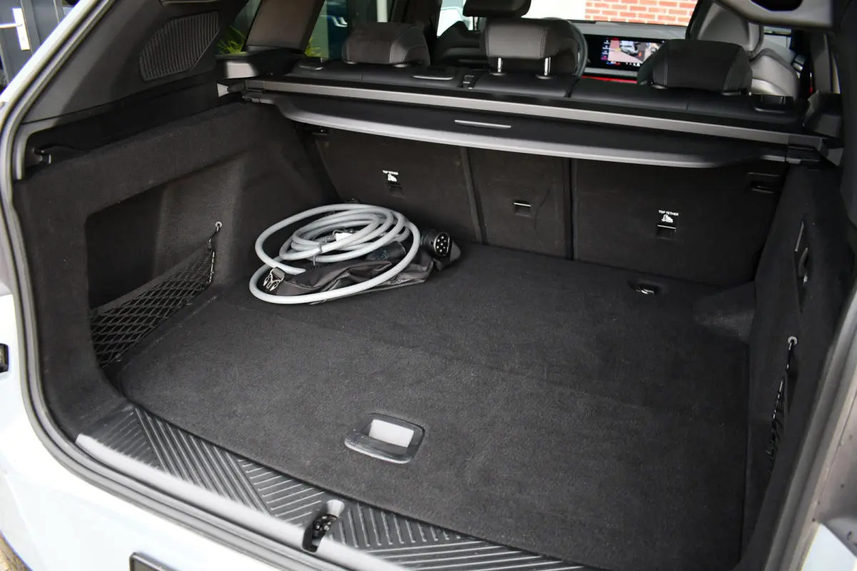 30e xDrive M-Sport Pano Trekhaak ACC H/K HUD 360 E-zetels