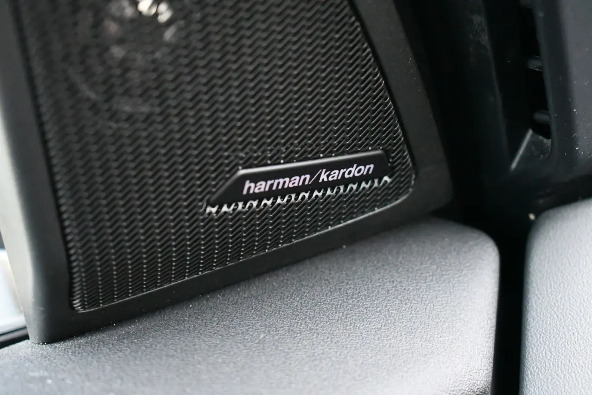 30e xDrive M-Sport Pano Trekhaak ACC H/K HUD 360 E-zetels
