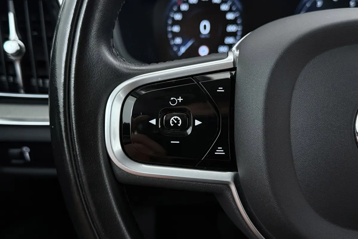 2.0 B4 Inscription | Trekhaak | Org NL | Comfortstoelen | Adap. Cruise | 360 Camera | CarPlay | Stuur-/Stoelverwarming |