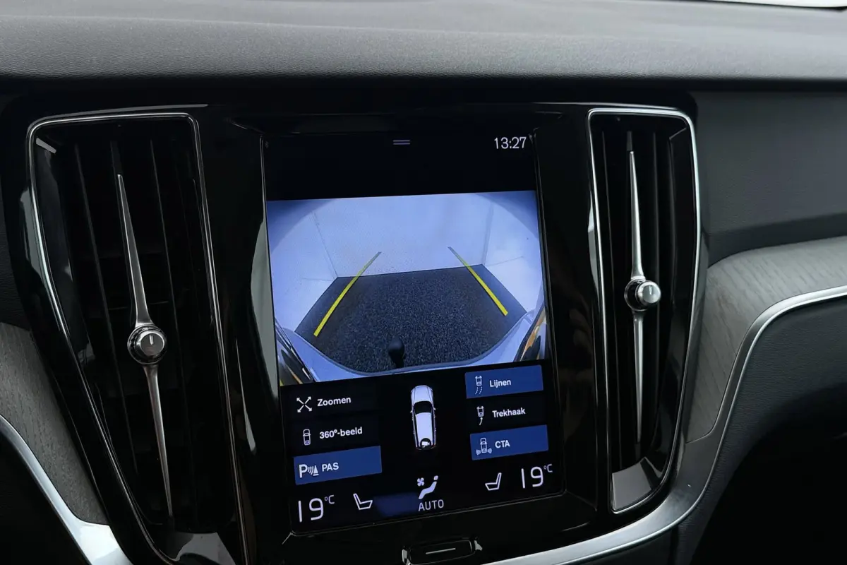 2.0 B4 Inscription | Trekhaak | Org NL | Comfortstoelen | Adap. Cruise | 360 Camera | CarPlay | Stuur-/Stoelverwarming |
