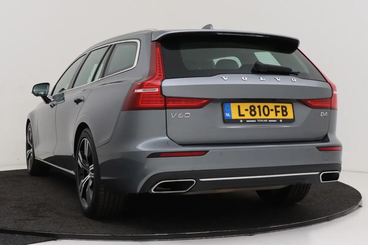 2.0 B4 Inscription | Trekhaak | Org NL | Comfortstoelen | Adap. Cruise | 360 Camera | CarPlay | Stuur-/Stoelverwarming |