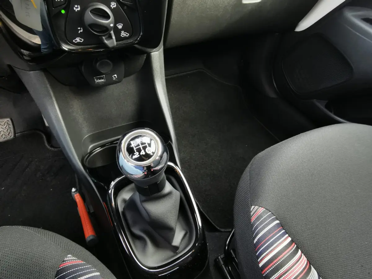 1.0 VTi Feel 5-DRS|AIRCO|USB|AUX|CRUISE CONTROL
