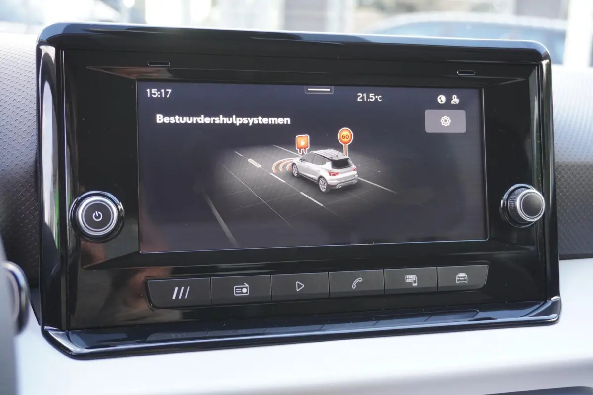 1.0 EcoTSI 95pk Reference | Cruisecontrol | Applecarplay/Androidauto | Airco