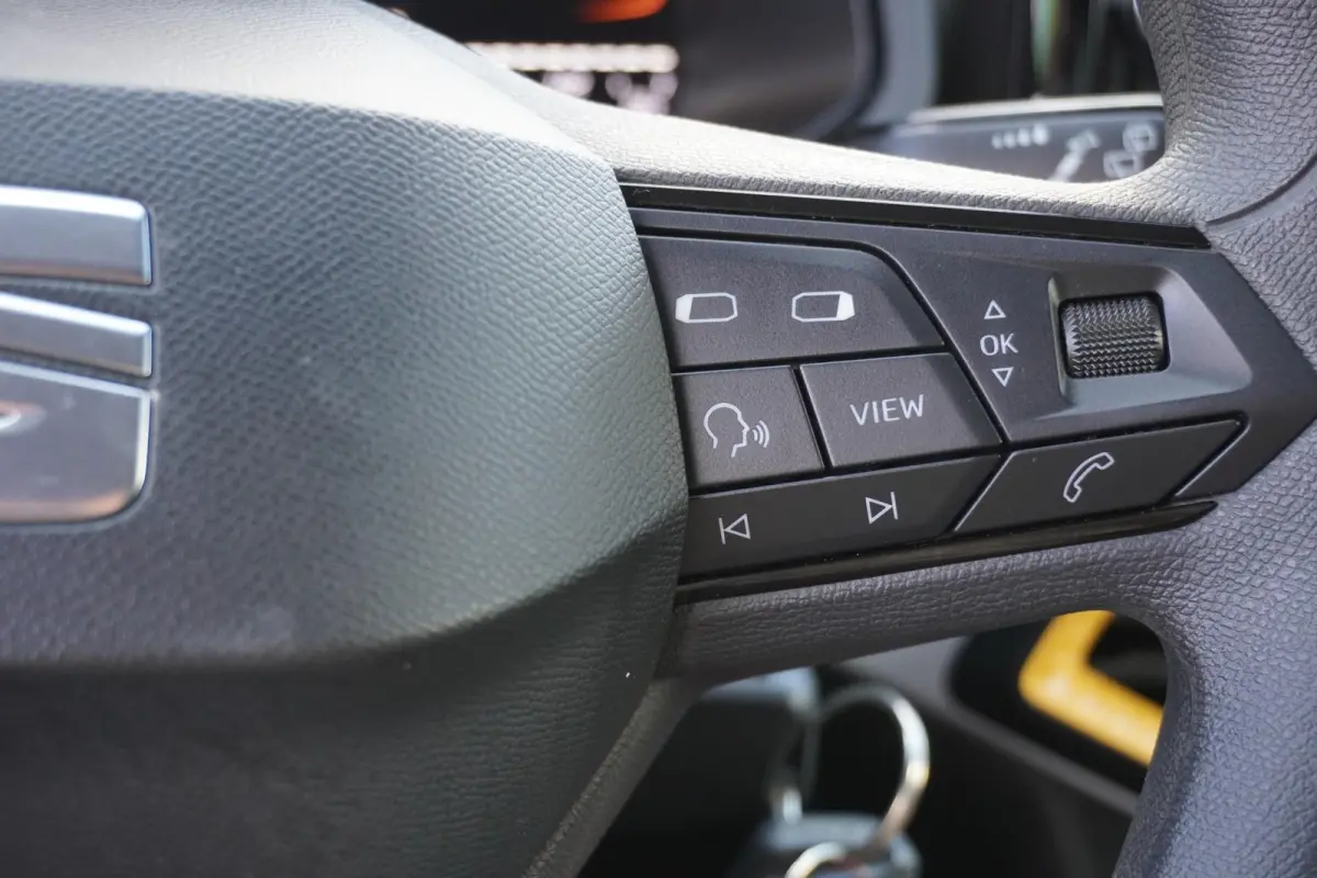 1.0 EcoTSI 95pk Reference | Cruisecontrol | Applecarplay/Androidauto | Airco