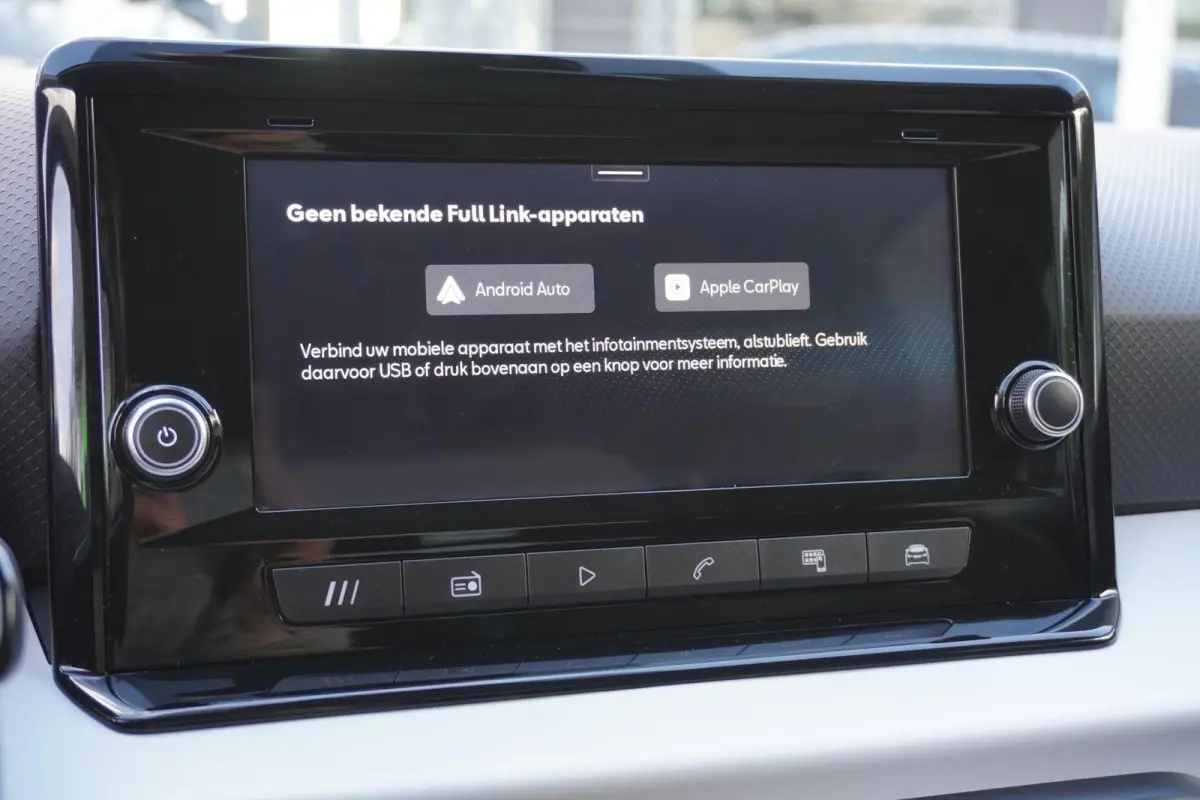 1.0 EcoTSI 95pk Reference | Cruisecontrol | Applecarplay/Androidauto | Airco