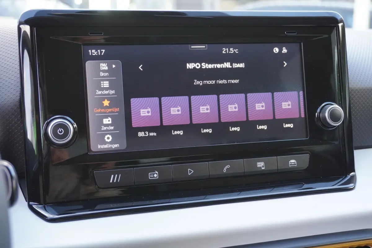 1.0 EcoTSI 95pk Reference | Cruisecontrol | Applecarplay/Androidauto | Airco