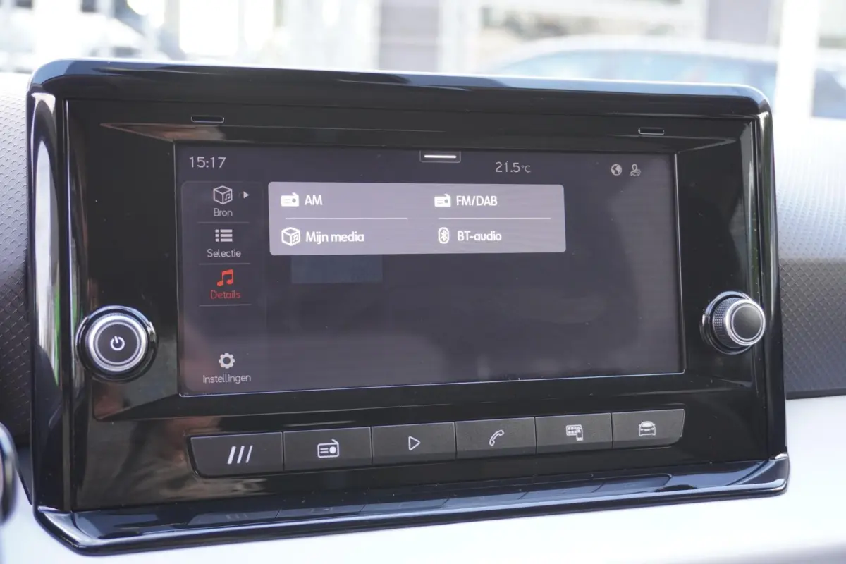 1.0 EcoTSI 95pk Reference | Cruisecontrol | Applecarplay/Androidauto | Airco