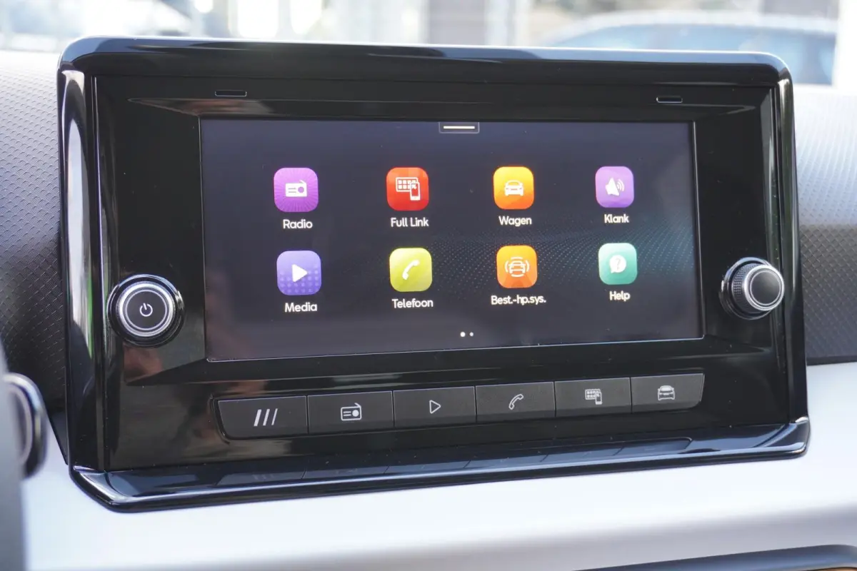 1.0 EcoTSI 95pk Reference | Cruisecontrol | Applecarplay/Androidauto | Airco