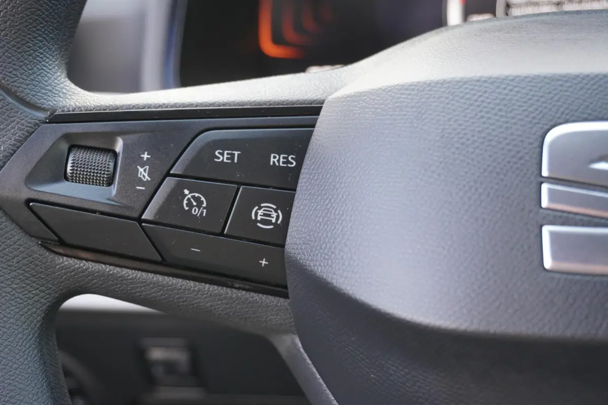 1.0 EcoTSI 95pk Reference | Cruisecontrol | Applecarplay/Androidauto | Airco