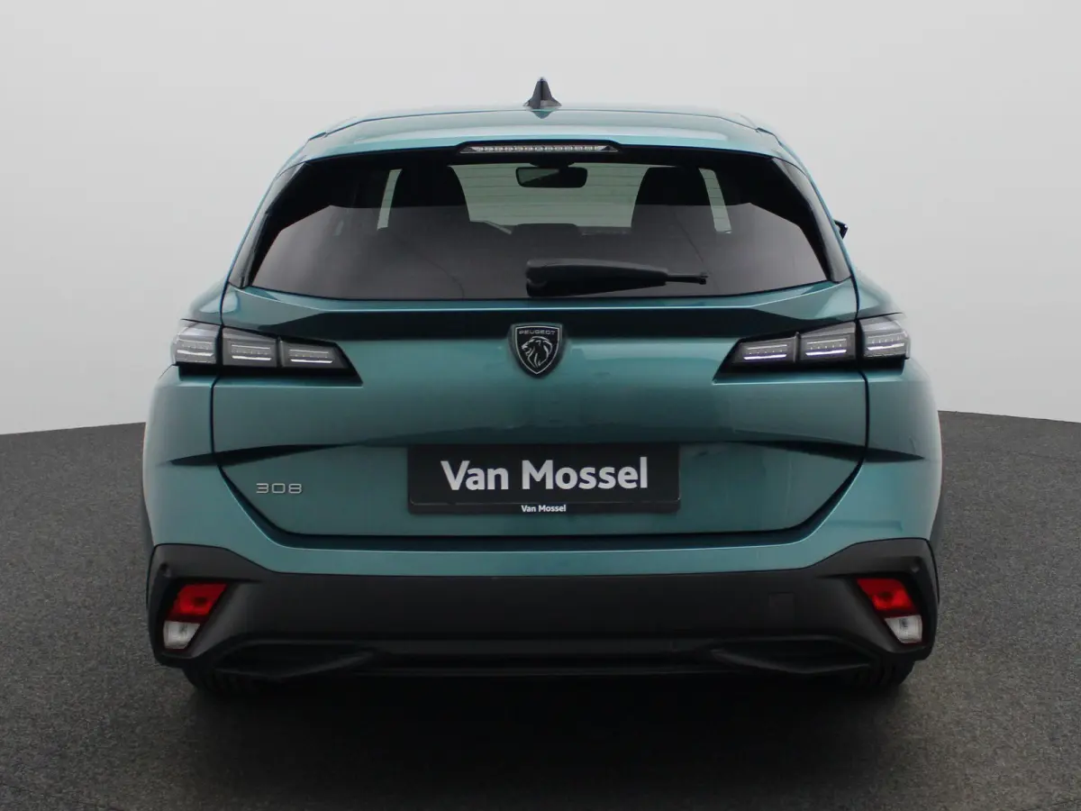 1.2 PureTech 130 S&S Active Pack | Apple Carplay / Android Auto | Stoelverwarming | Parkeersensoren |