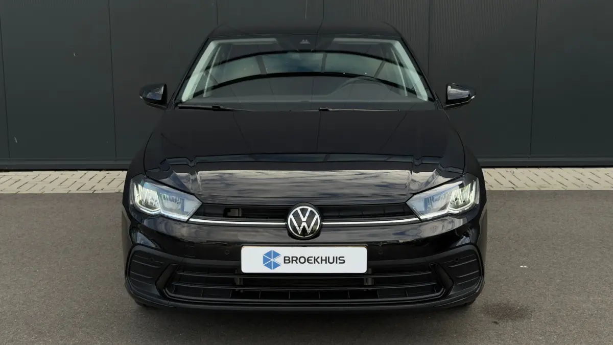 1.0TSI 95pk Life Edition | Camera | Apple Carplay | Navi | Parkeersensoren voor en achter (Park Distance Control) | Zijruiten achter en achterruit getint, 65% lichtabsorberend