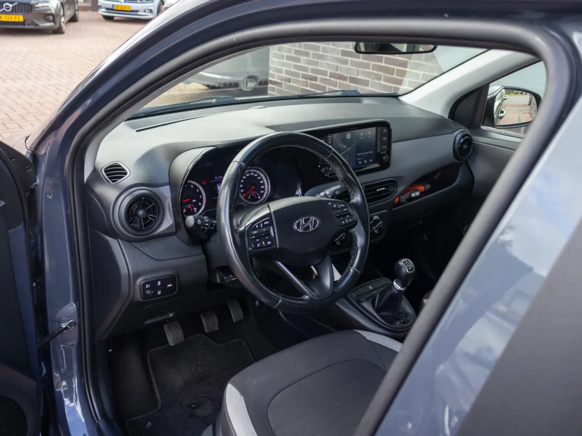 1.0 Comfort Lane assist Apple CarPlay Airco