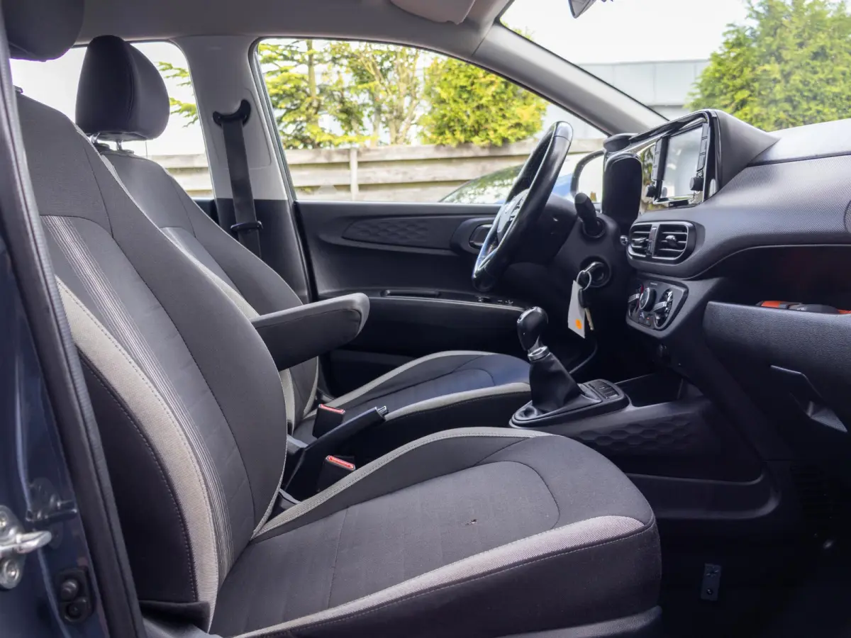 1.0 Comfort Lane assist Apple CarPlay Airco