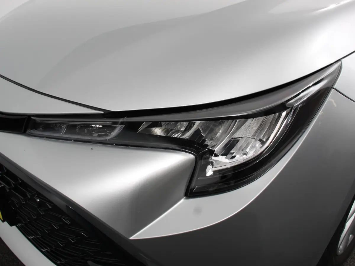 Automaat Hybrid 140 Active Navigatie Apple Carplay/Android Auto Climate Control Cruise Control Adaptieve 17"Lichtmetalen velgen Camera