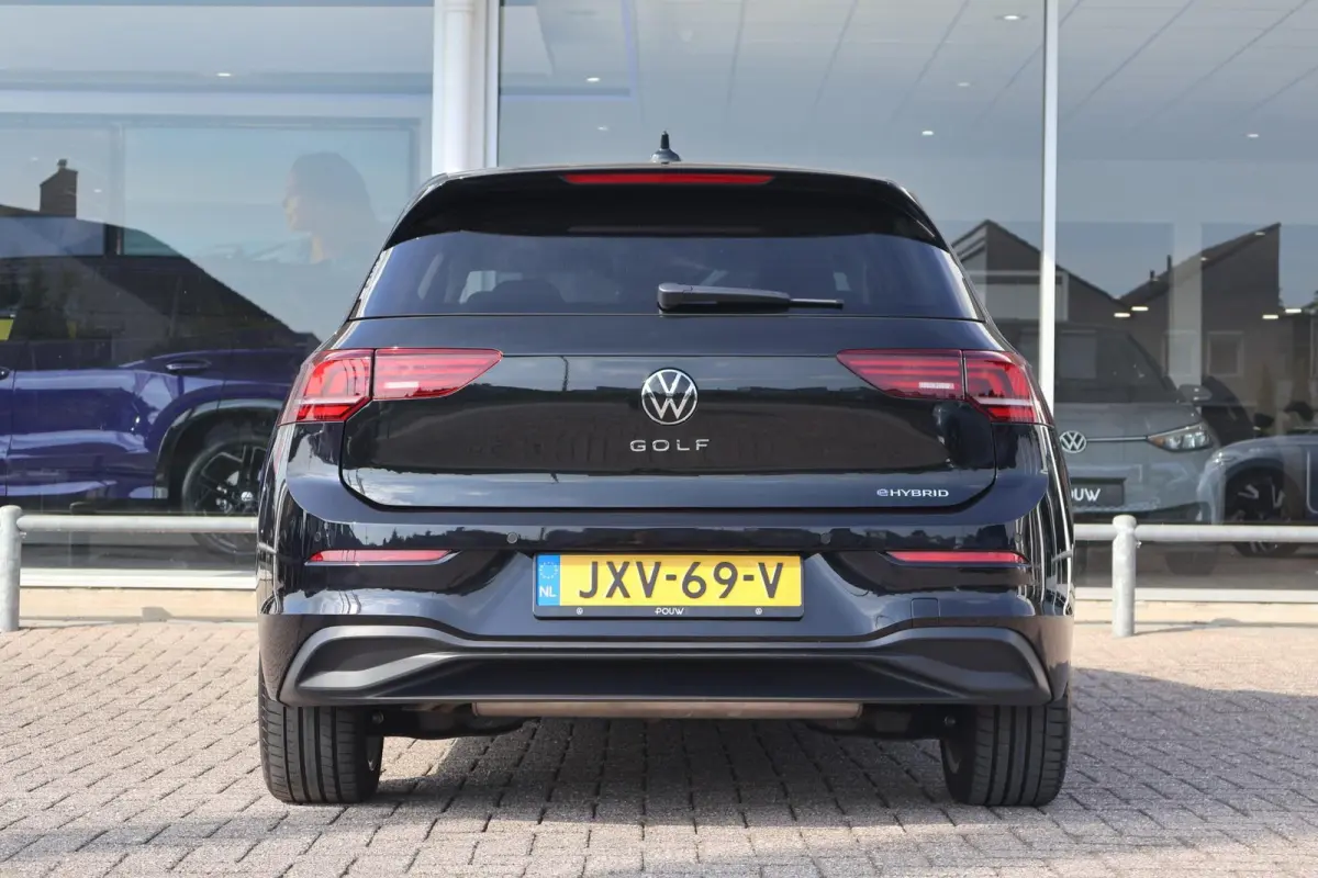 1.5 eHybrid 204pk Life Edition | SoH 100% | Trekhaak | Ergostoel | Camera | Keyless | Carplay