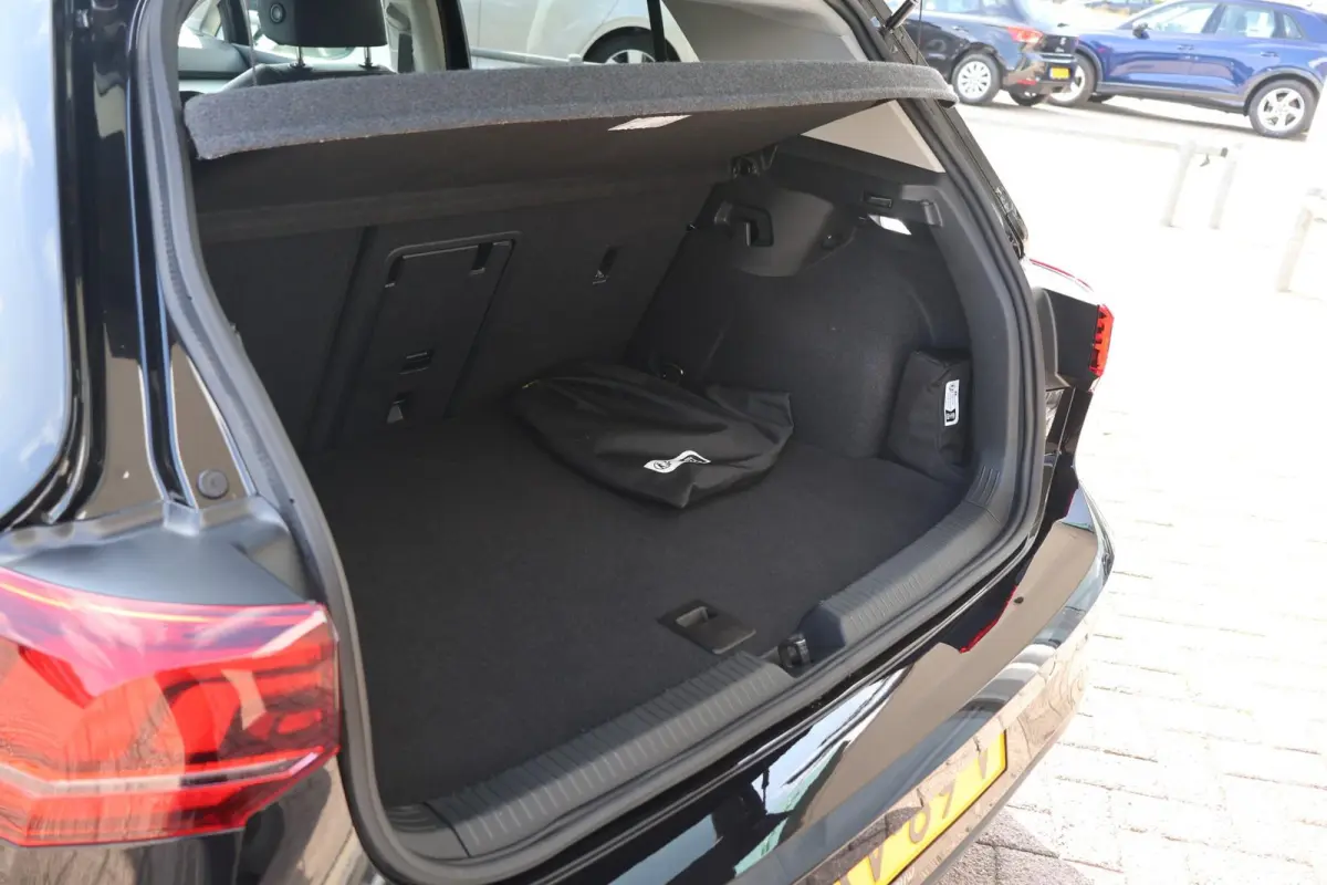 1.5 eHybrid 204pk Life Edition | SoH 100% | Trekhaak | Ergostoel | Camera | Keyless | Carplay