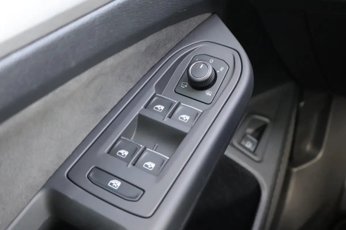 1.5 eHybrid 204pk Life Edition | SoH 100% | Trekhaak | Ergostoel | Camera | Keyless | Carplay