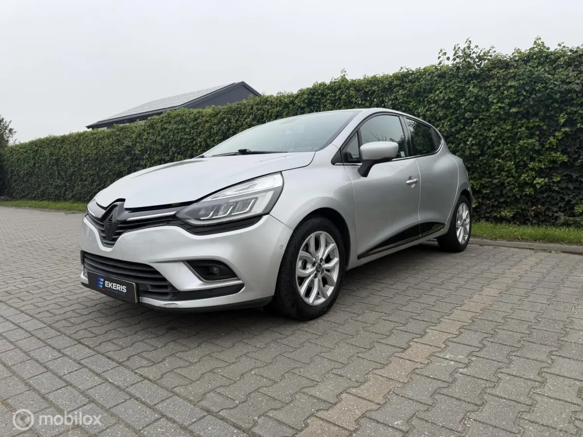 0.9 TCe Zen | Camera | Keyless | Leder | Navi | Climate