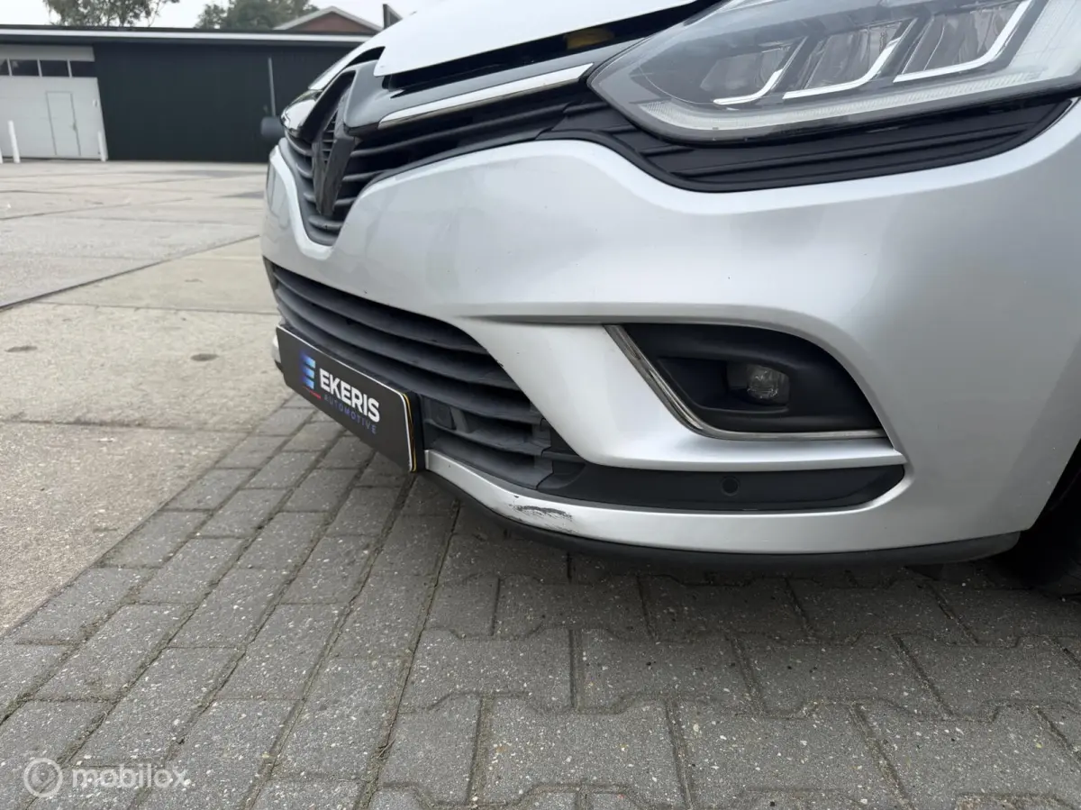 0.9 TCe Zen | Camera | Keyless | Leder | Navi | Climate