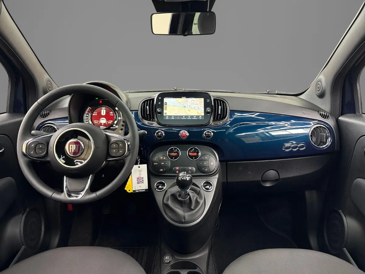 1.0 Hybrid Dolcevita | Navigatiesysteem | Climate Control | Parkeersensoren | Apple carplay/Android Auto | LMV 16" |