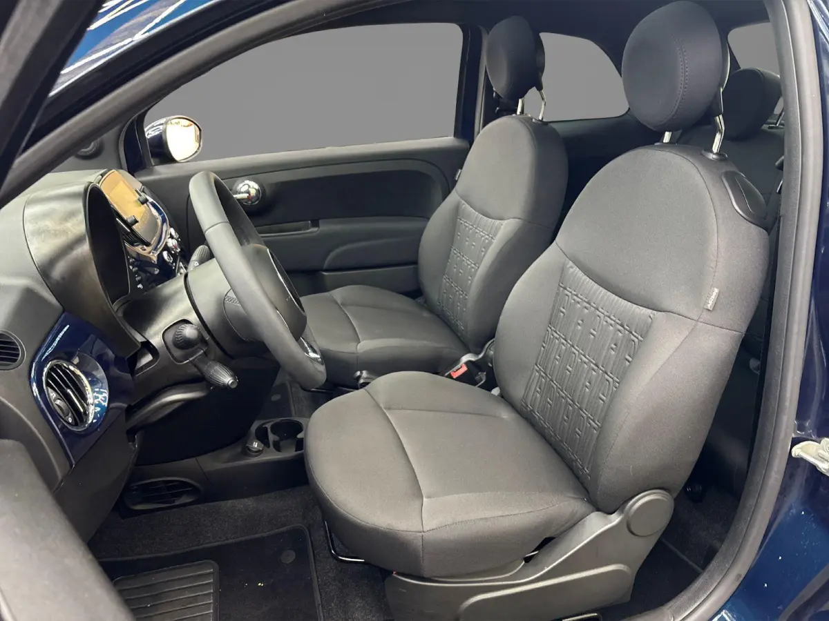 1.0 Hybrid Dolcevita | Navigatiesysteem | Climate Control | Parkeersensoren | Apple carplay/Android Auto | LMV 16" |
