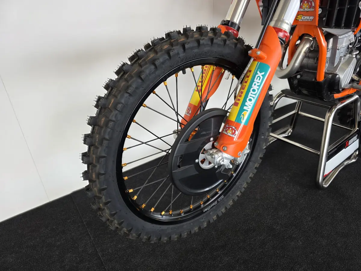 SX-F Herlings Replica | Compleet Nieuw | Gesigneerd! | Replica van de 2018 MXGP kampioenschap fiets!