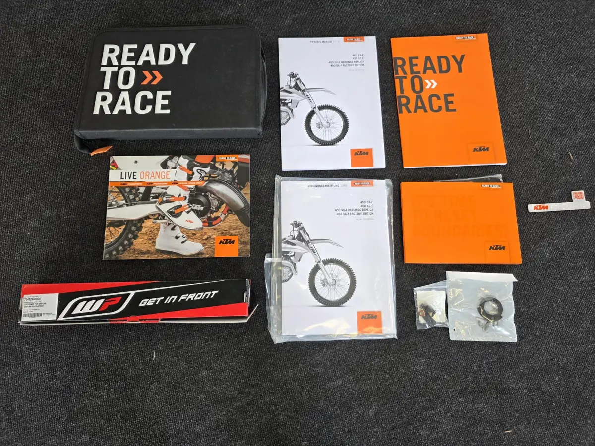 SX-F Herlings Replica | Compleet Nieuw | Gesigneerd! | Replica van de 2018 MXGP kampioenschap fiets!