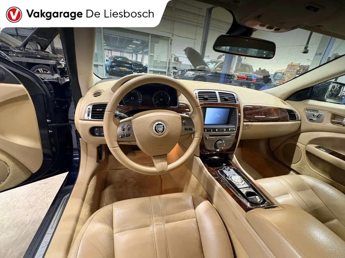 5.0 V8 Portfolio/leer/memory/navi/boeken/20 inch/zeer nette staat