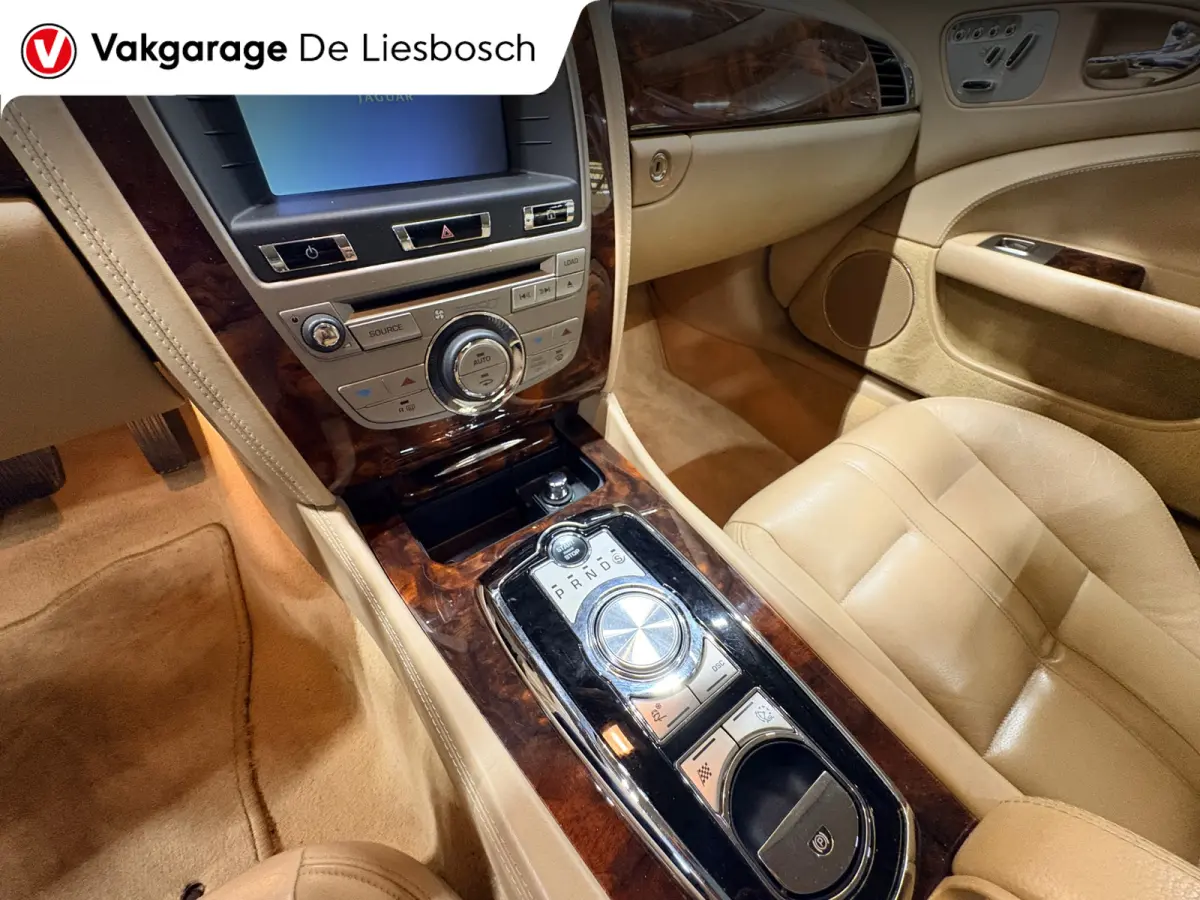 5.0 V8 Portfolio/leer/memory/navi/boeken/20 inch/zeer nette staat