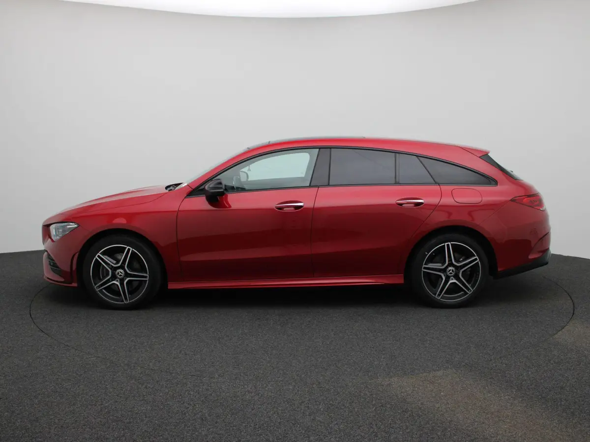 250 e Business Solution AMG Limited | Automaat | Stoel verwarming | Panorama dak | LMV | Focal Audio | Camera | Parkeer sensoren | Navigatie | Elec. Achterklep | Sfeer verlichting | Virtual 