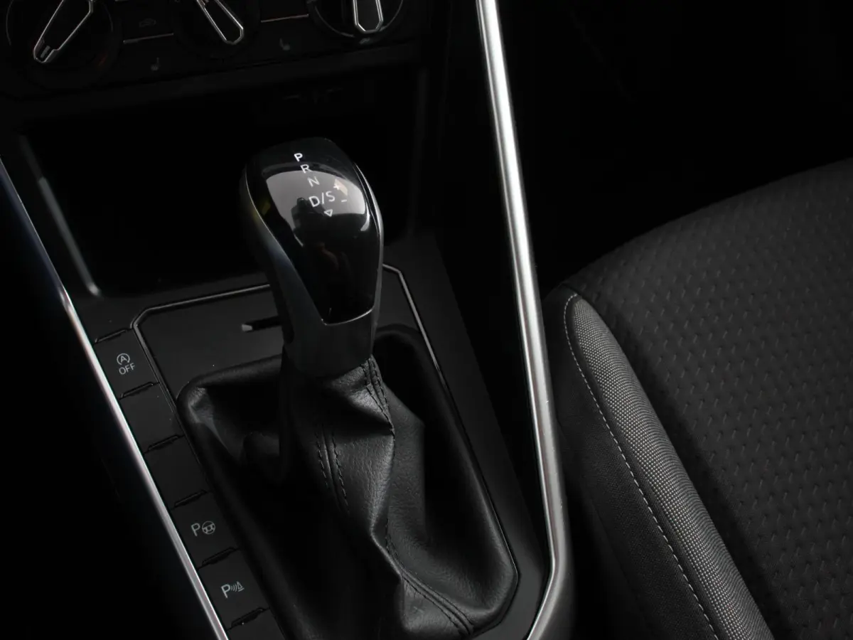 1.0 TSI 110pk DSG Life Plus Navigatie Apple Carplay/Android Auto Digitale Cockpit Adaptieve Cruise Control Dab Verwarmde stoelen