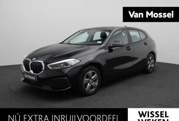 118i Business Edition | Automaat | Apple Carplay / Android Auto | Parkeer sensoren | Navigatie | Virtual cockpit | Cruise control | Bluetooth | Climate control | DAB |