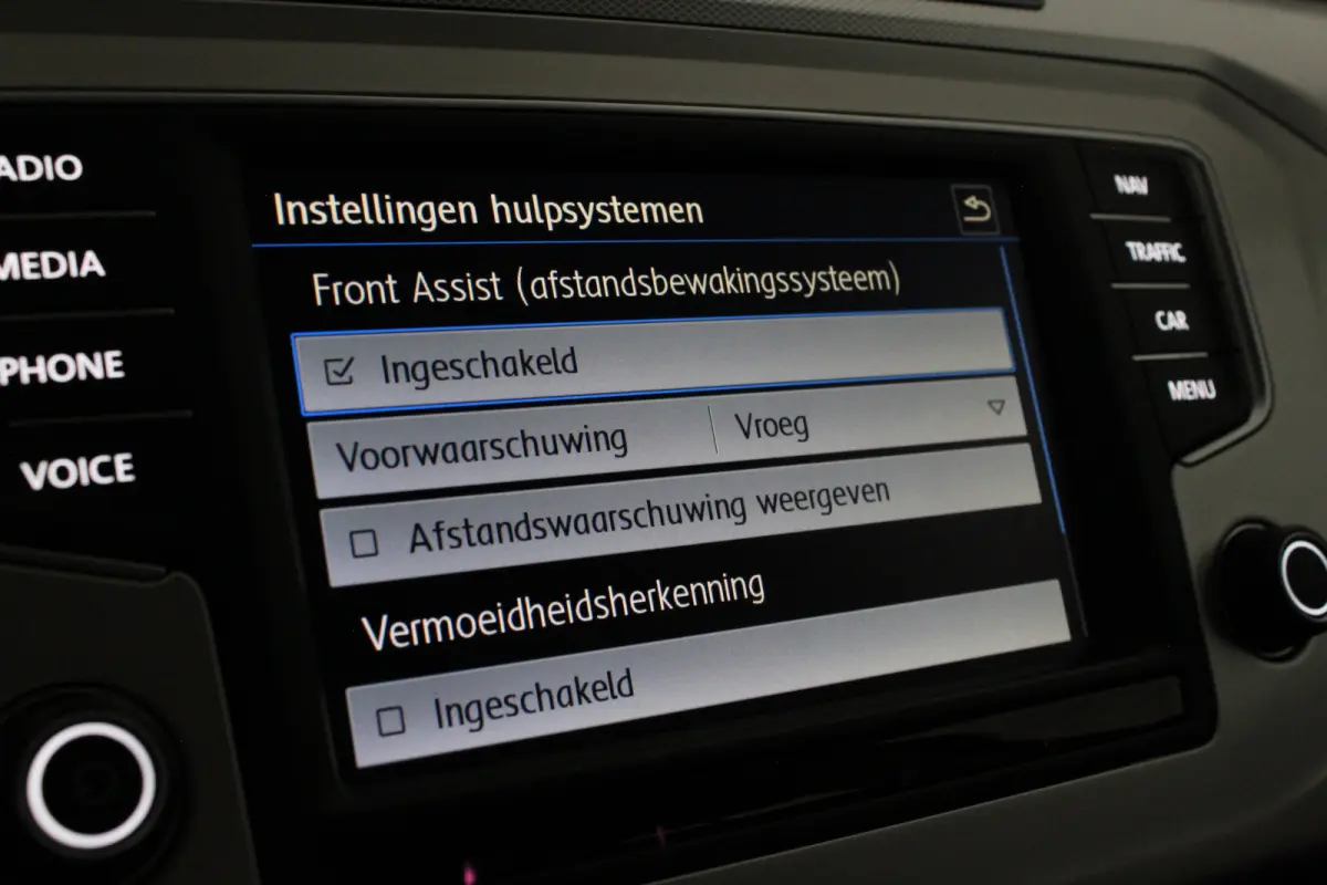 1.6 TDI Comfortline > Trekhaak/LED-koplampen/comfort stoel
