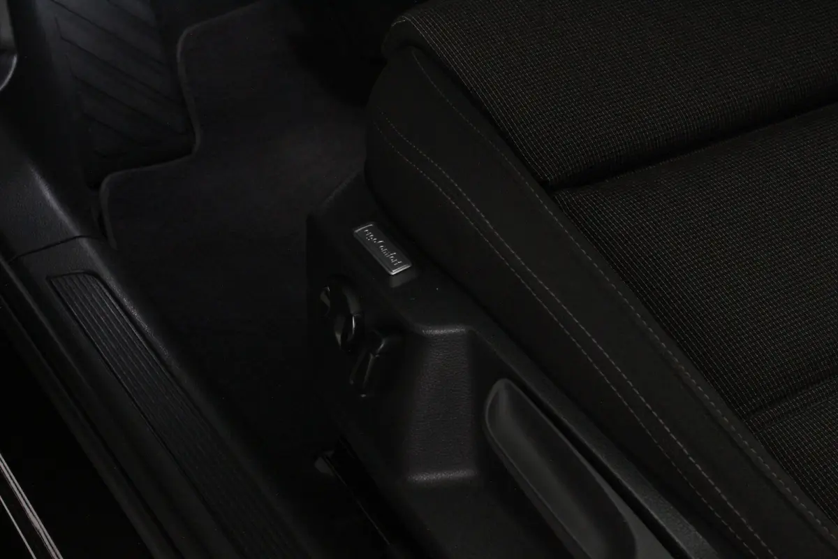 1.6 TDI Comfortline > Trekhaak/LED-koplampen/comfort stoel