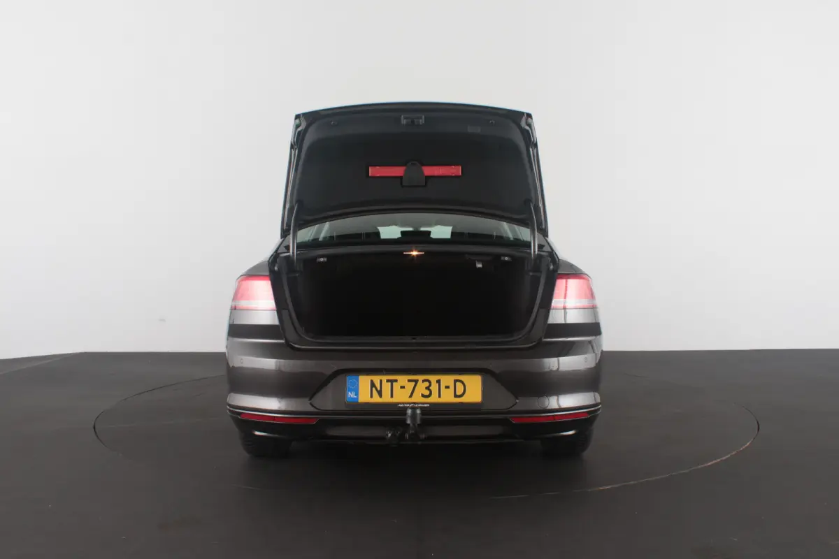 1.6 TDI Comfortline > Trekhaak/LED-koplampen/comfort stoel