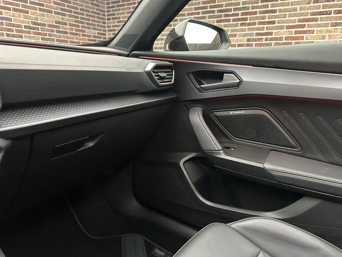 1.5 TSI e-Hybrid VZ Extreme Pano| Memory| 360 camera