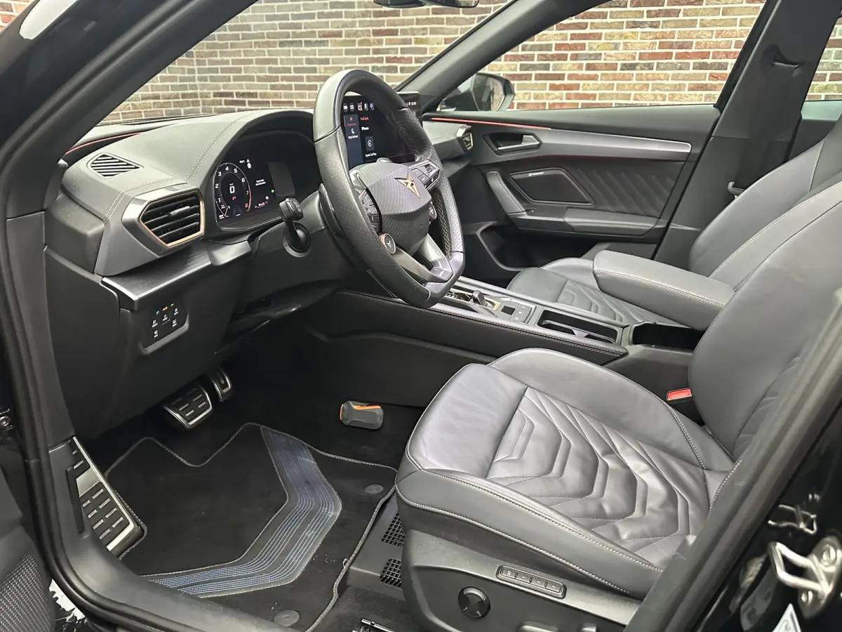 1.5 TSI e-Hybrid VZ Extreme Pano| Memory| 360 camera