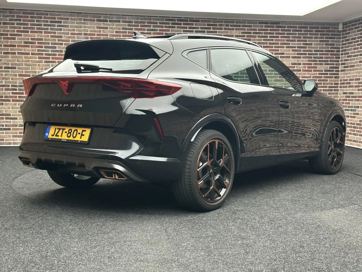 1.5 TSI e-Hybrid VZ Extreme Pano| Memory| 360 camera