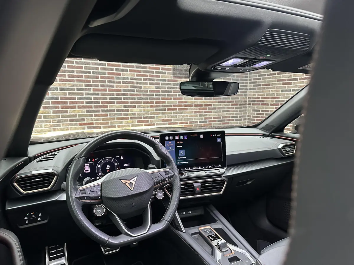 1.5 TSI e-Hybrid VZ Extreme Pano| Memory| 360 camera