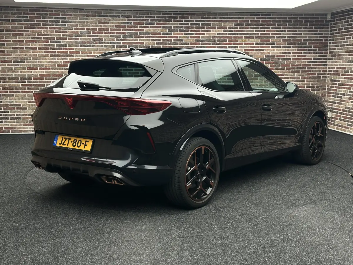 1.5 TSI e-Hybrid VZ Extreme Pano| Memory| 360 camera