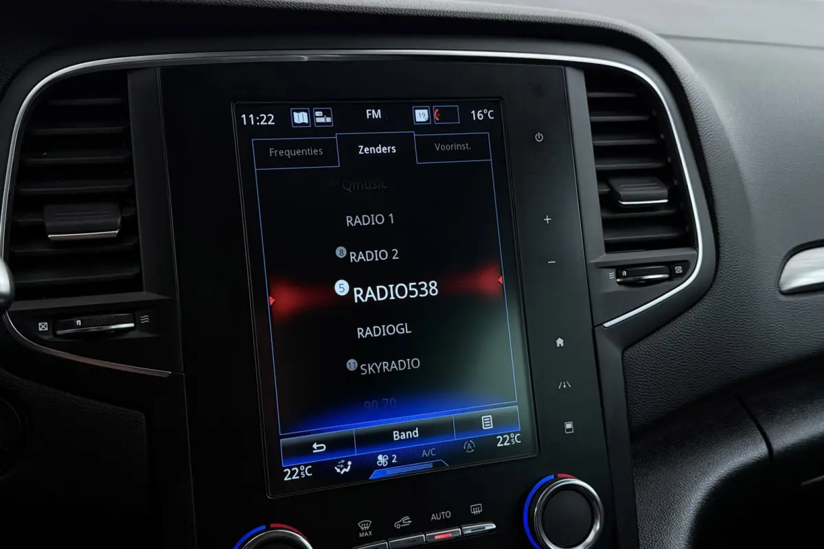 1.3 TCe Limited | Trekhaak | Camera | CarPlay | Groot Navi | Climate Control |