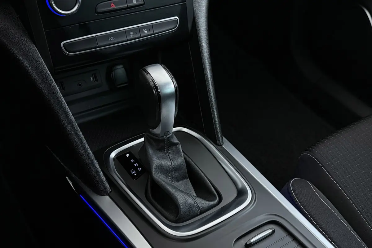 1.3 TCe Limited | Trekhaak | Camera | CarPlay | Groot Navi | Climate Control |