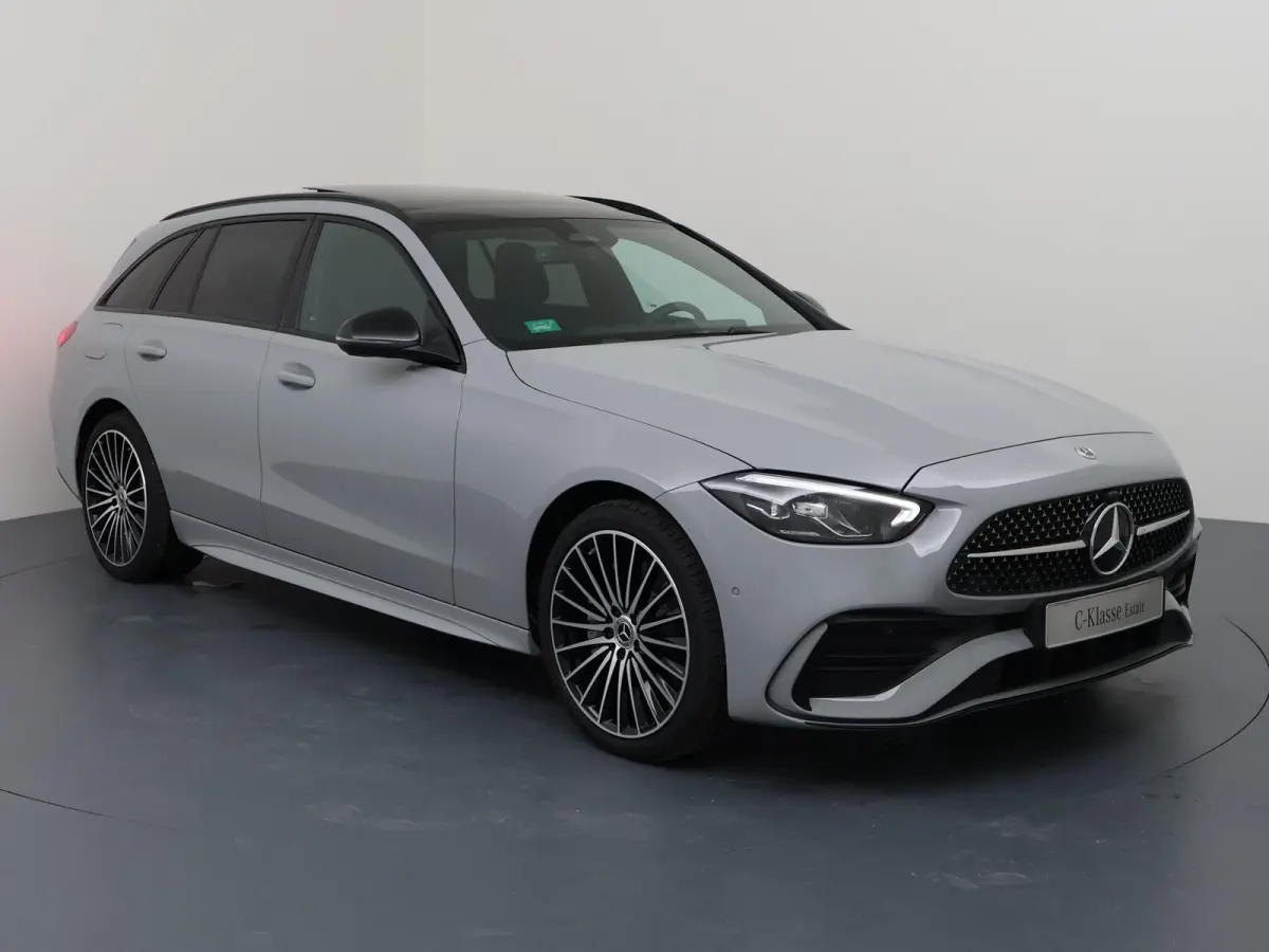 300e 140 Years Edition | Panoramaschuifdak | Night Pakket | AMG-line | Alpine grijs |