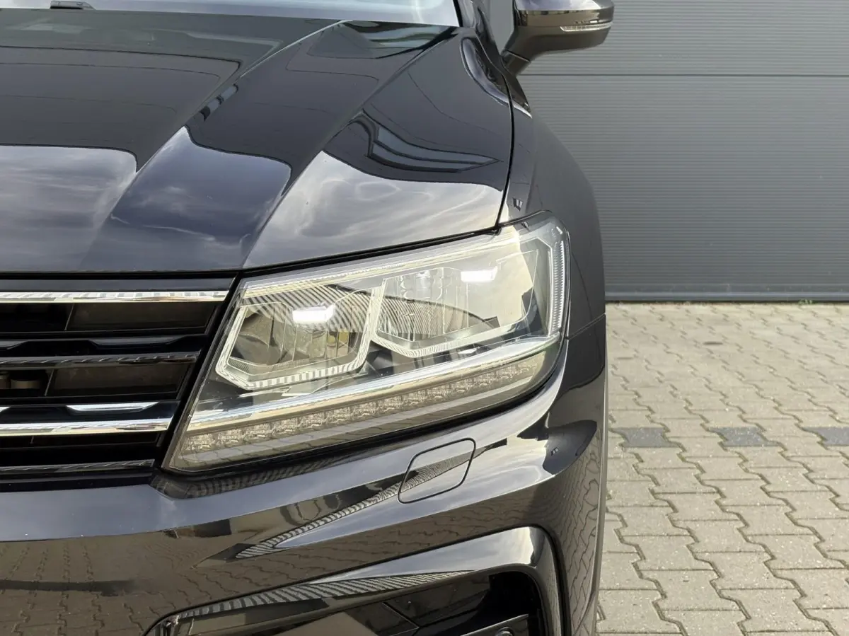 1.5 TSI ACT 150pk DSG Highline Business R | Panoramadak | Trekhaak | Navigatie