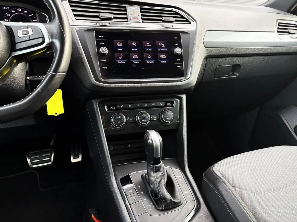 1.5 TSI ACT 150pk DSG Highline Business R | Panoramadak | Trekhaak | Navigatie