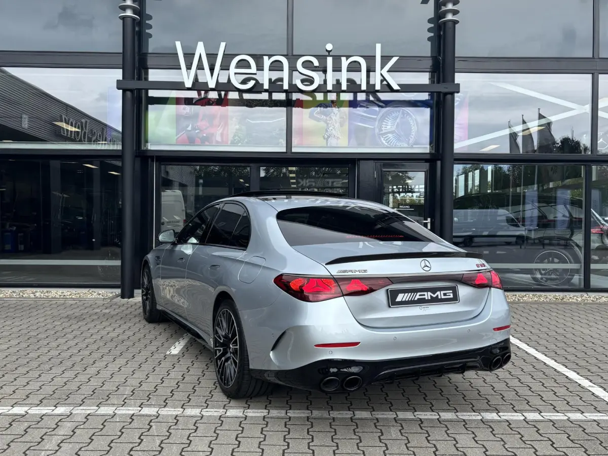 AMG 53 4MATIC+ Night Edition | Hyperscreen | Premium Plus | AMG DYNAMIC PLUS | carbon exterieur | Multicontourstoelen | Burmester® 4D | Head-up | Panoramaschuifdak |