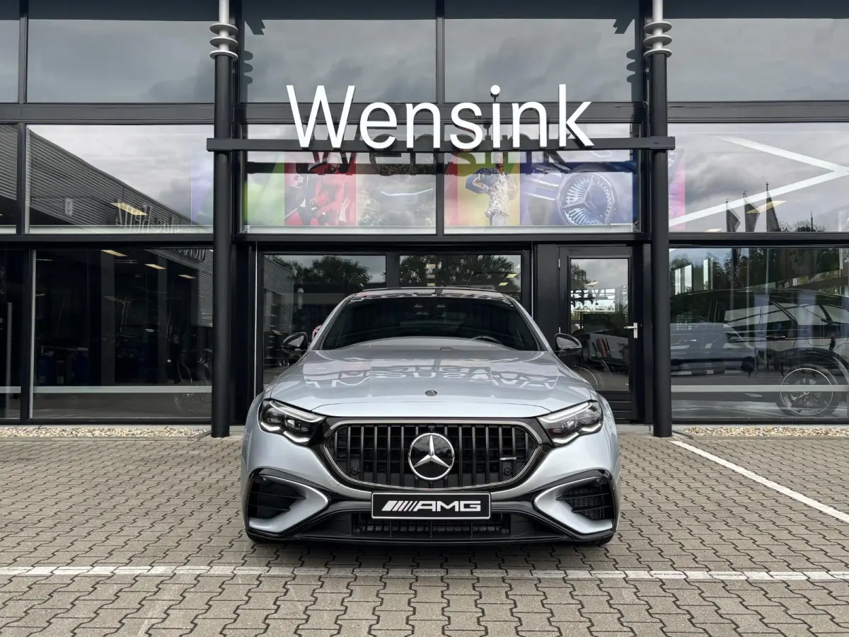 AMG 53 4MATIC+ Night Edition | Hyperscreen | Premium Plus | AMG DYNAMIC PLUS | carbon exterieur | Multicontourstoelen | Burmester® 4D | Head-up | Panoramaschuifdak |